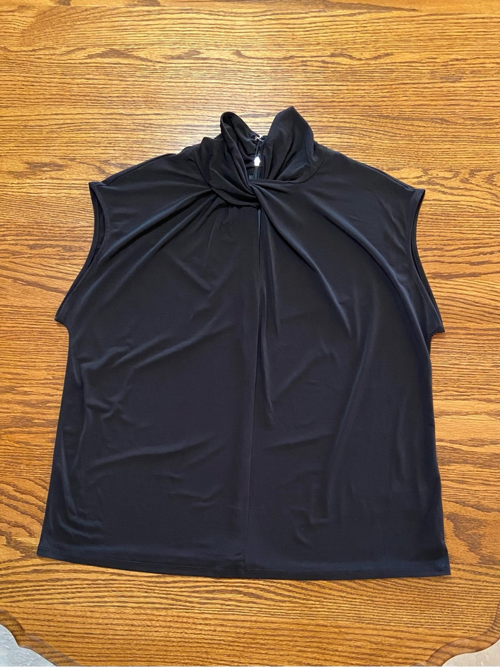 NWT Michael Michael Kors Top SZ 1X Black Mock Neck Sleeveless Back Zipper